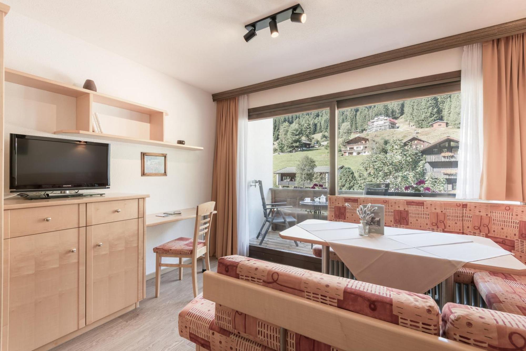 ガルゲレンHaus Gariellaアパートメント エクステリア 写真
